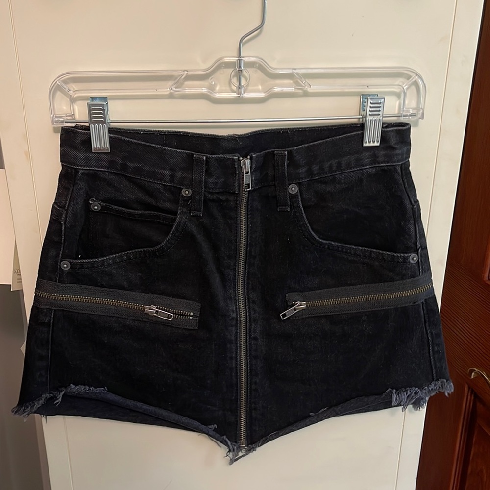 Size 25 black carmar skirt